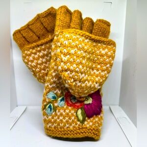 French Knot Wool and Mohair Convertible Mittens in Meadow